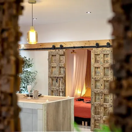 Bali Romantique Tantra Jaccuzi Διαμέρισμα